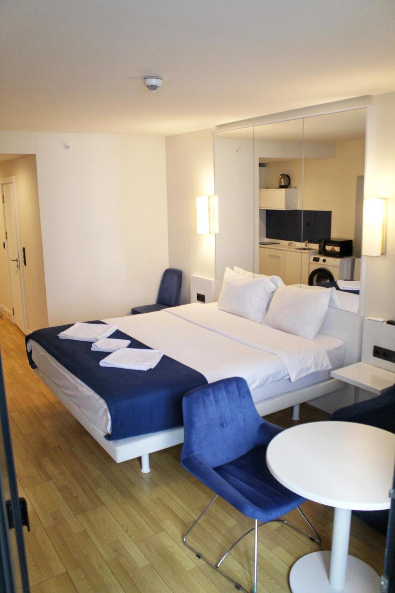Best Location Apartments In Batoumi Extérieur photo