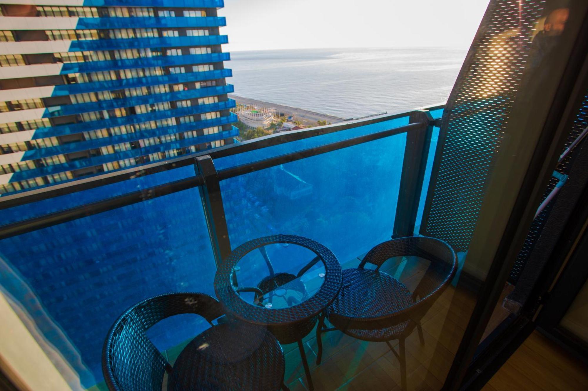 Best Location Apartments In Batoumi Extérieur photo