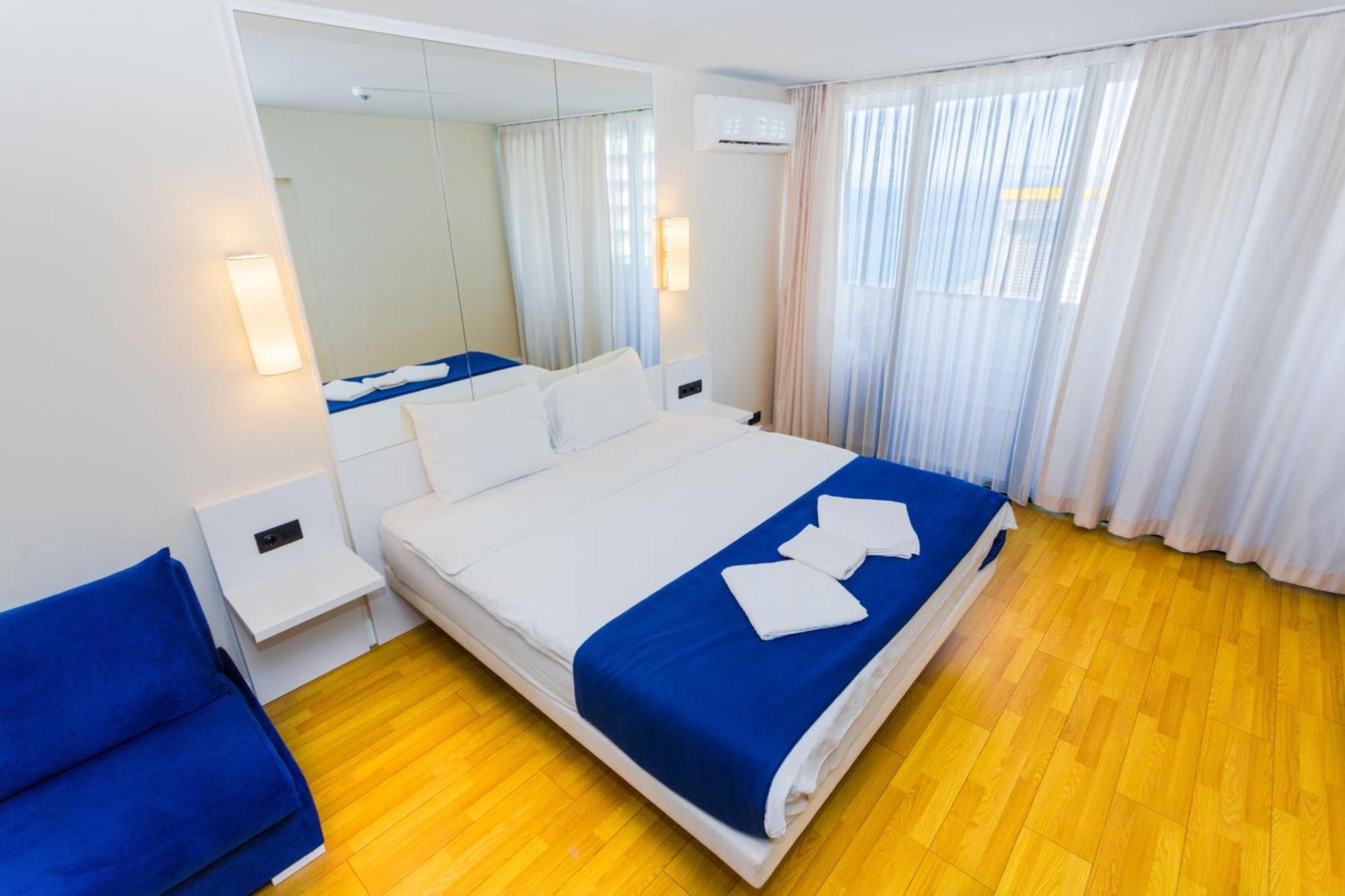 Best Location Apartments In Batoumi Extérieur photo