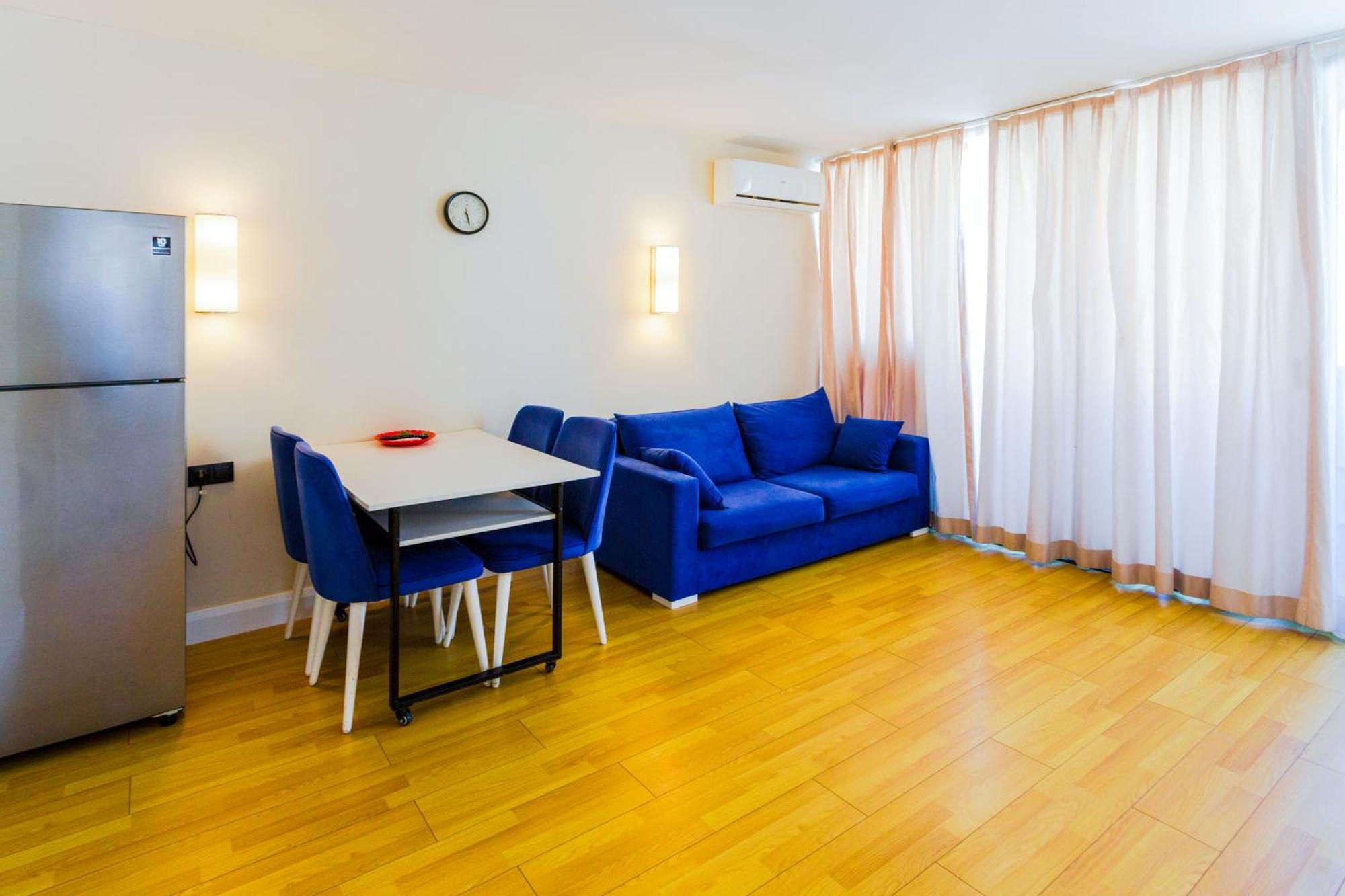 Best Location Apartments In Batoumi Extérieur photo